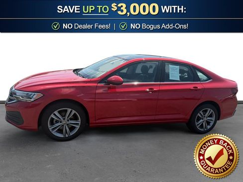 Used 2024 Volkswagen Jetta SE w/ Panoramic Sunroof Package FWD image 2