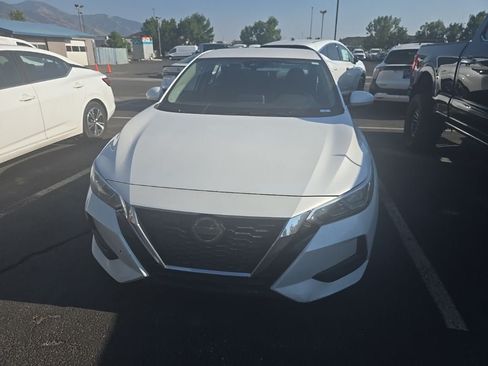 Used 2020 Nissan Sentra SV FWD image 1