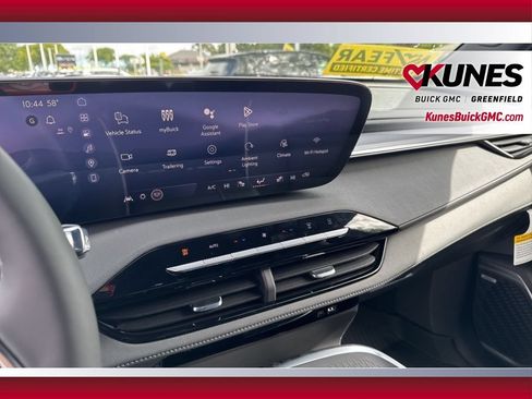 New 2026 Buick Enclave Sport Touring w/ LPO, Floor Liner Package AWD/4WD image 27