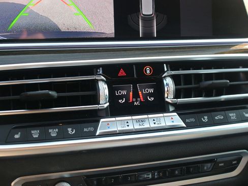 Used 2019 BMW X5 xDrive40i w/ Convenience Package AWD/4WD image 28