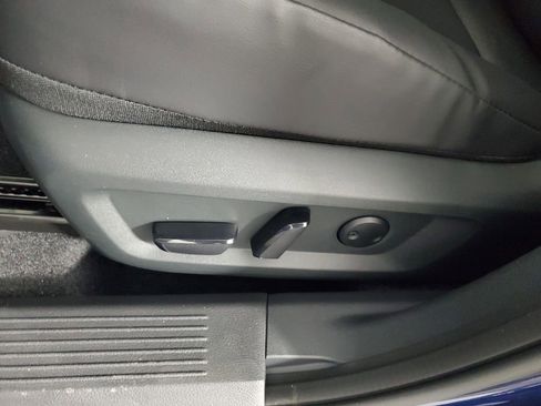 New 2026 Nissan Rogue SV image 30