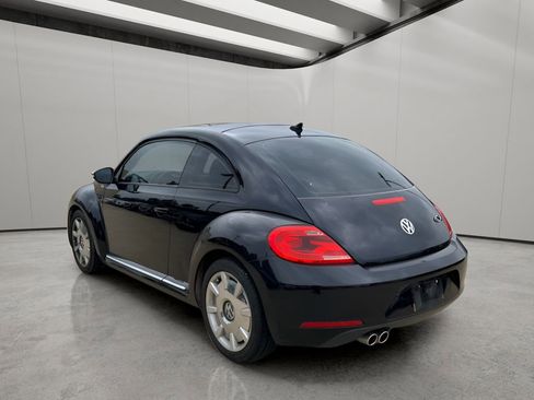 Used 2013 Volkswagen Beetle 2.5 Fender FWD image 3