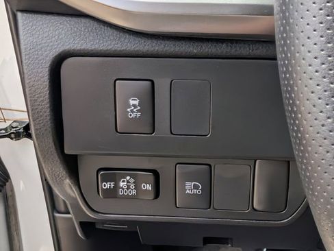 Used 2023 Toyota Tacoma SR5 RWD image 22