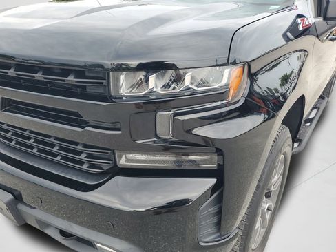 Used 2020 Chevrolet Silverado 1500 RST AWD/4WD image 25