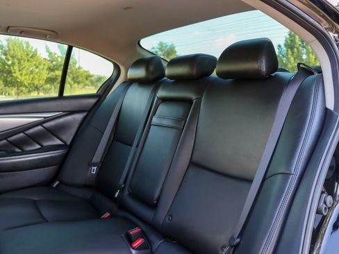 Used 2020 INFINITI Q50 Luxe RWD image 17