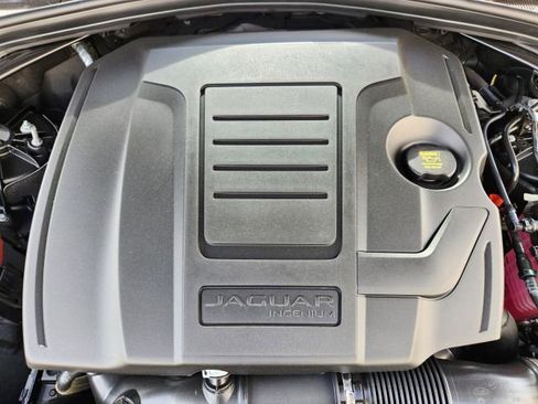 Used 2026 Jaguar F-PACE R-Dynamic S image 29