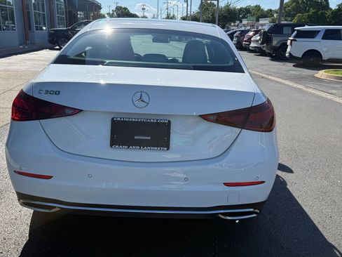 Used 2025 Mercedes-Benz C 300 Sedan image 5