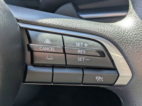 Used 2024 MAZDA MAZDA3 s image 20