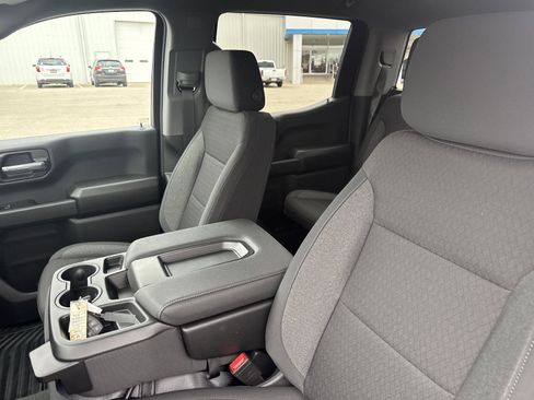 New 2026 Chevrolet Silverado 1500 Custom Trail Boss w/ Dark Appearance Package image 11