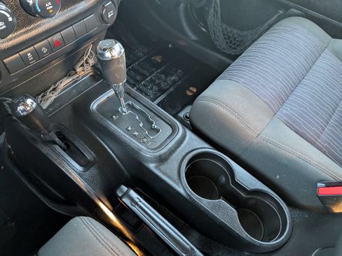 Used 2012 Jeep Wrangler Unlimited Sport AWD/4WD image 18