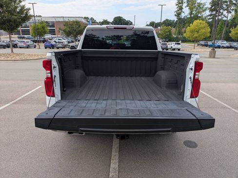 Used 2023 Chevrolet Silverado 1500 LTZ AWD/4WD image 33