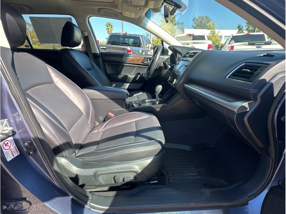 Used 2018 Subaru Outback 2.5i Limited AWD/4WD image 11