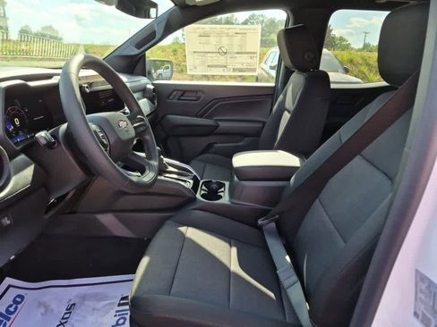 New 2026 Chevrolet Colorado W/T AWD/4WD image 12
