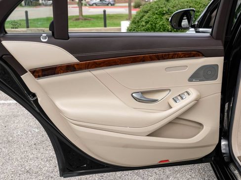Used 2014 Mercedes-Benz S 550 Sedan image 53