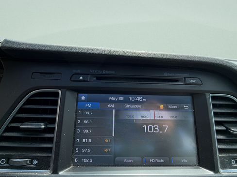 Used 2017 Hyundai Sonata Limited w/ Ultimate Package 02 FWD image 15