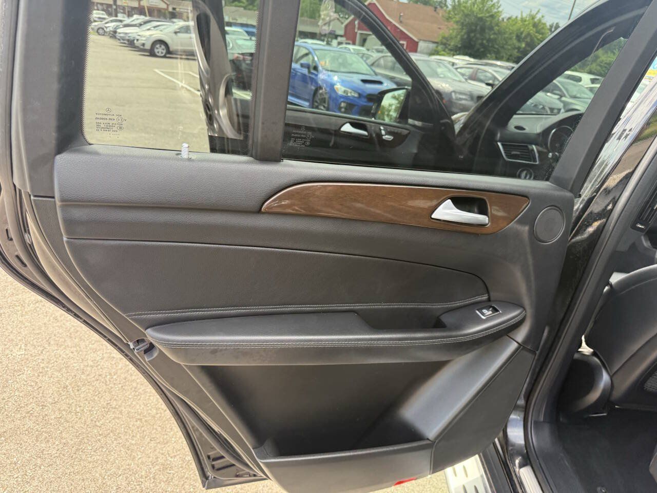 Used 2014 Mercedes-Benz GL 550 4MATIC image 19