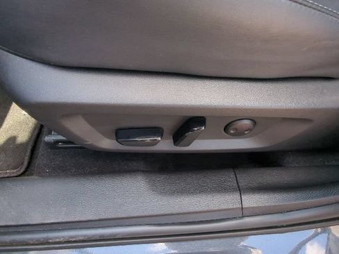 Used 2025 Mitsubishi Outlander SE AWD/4WD image 11