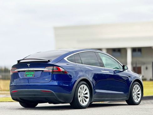 Used 2016 Tesla Model X 90D image 12