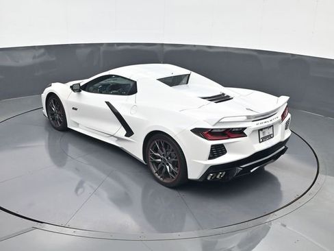Used 2023 Chevrolet Corvette Stingray Premium Conv w/ Z51 Performance Package RWD image 22