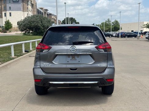 Used 2020 Nissan Rogue SV AWD/4WD image 5