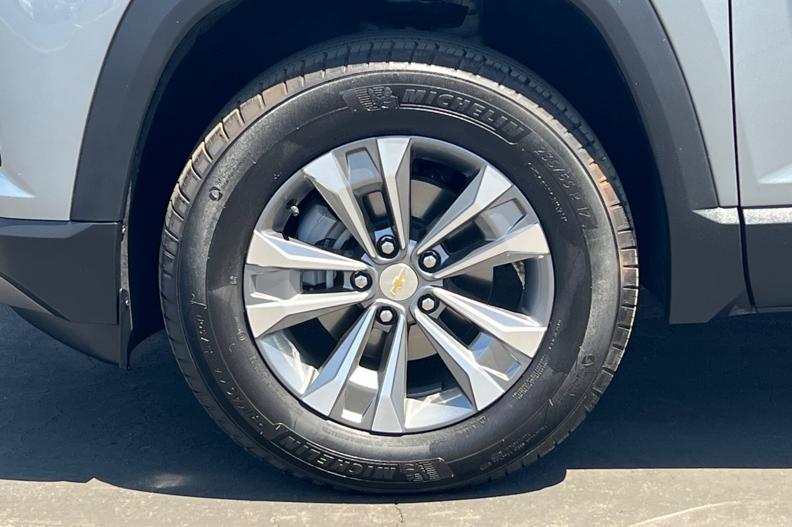 Used 2025 Chevrolet Equinox LT w/ Convenience Package II AWD/4WD image 24