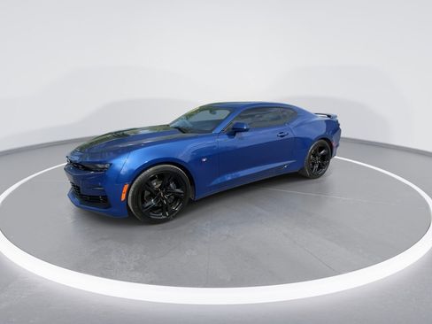 Used 2022 Chevrolet Camaro SS RWD image 8
