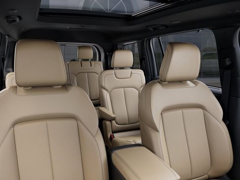 New 2025 Jeep Grand Cherokee L Limited w/ Luxury Tech Group II image 27