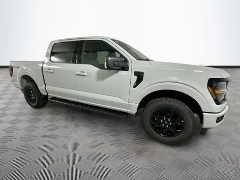 New 2026 Ford F150 XLT w/ Equipment Group 302A MID AWD/4WD image 4