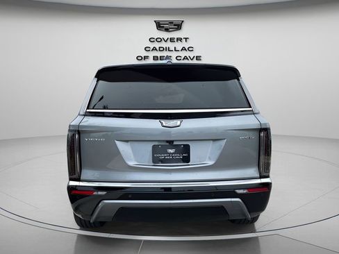 New 2026 Cadillac Vistiq Luxury w/ LPO, Floor Liner Package image 8