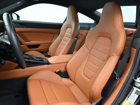 Certified 2025 Porsche 911 Carrera 4 GTS AWD/4WD image 5