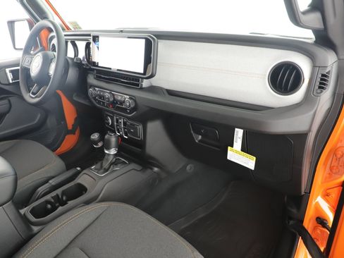 New 2025 Jeep Wrangler Sport S image 26