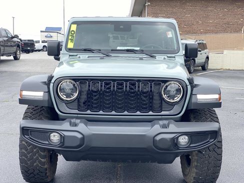 Used 2024 Jeep Wrangler Unlimited Sport AWD/4WD image 9