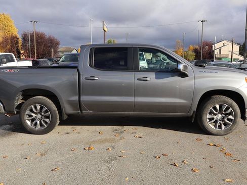 Used 2022 Chevrolet Silverado 1500 LT image 7