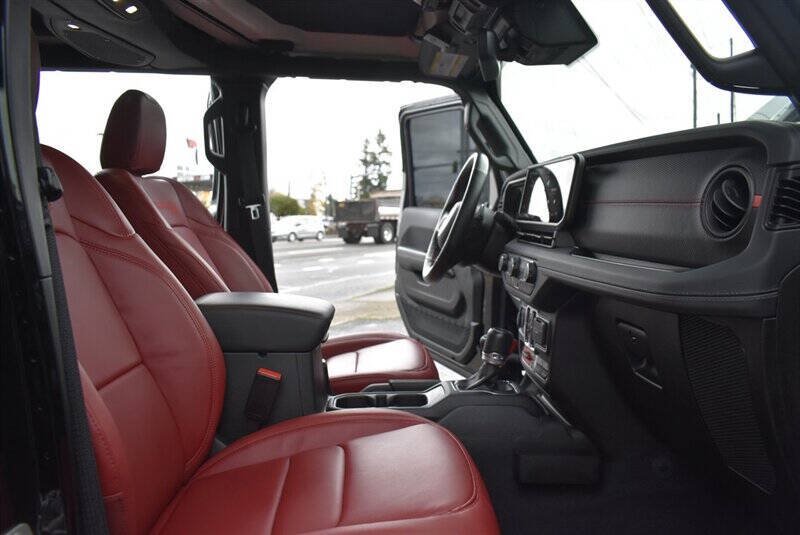 Used 2024 Jeep Wrangler Unlimited Rubicon 392 AWD/4WD image 34