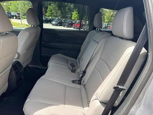 Used 2023 Honda Passport EX-L image 19