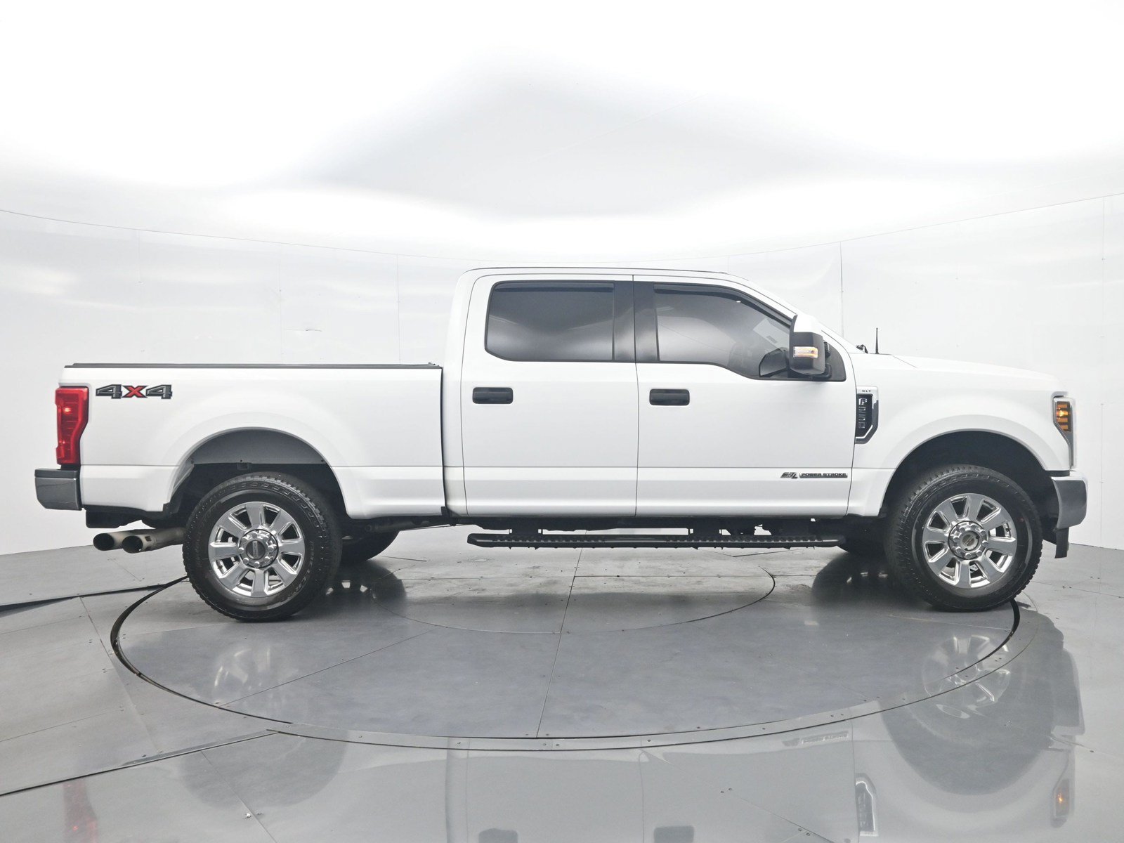 Used 2019 Ford F250 XLT AWD/4WD image 4
