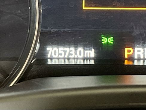 Used 2021 Ford Expedition XLT image 12