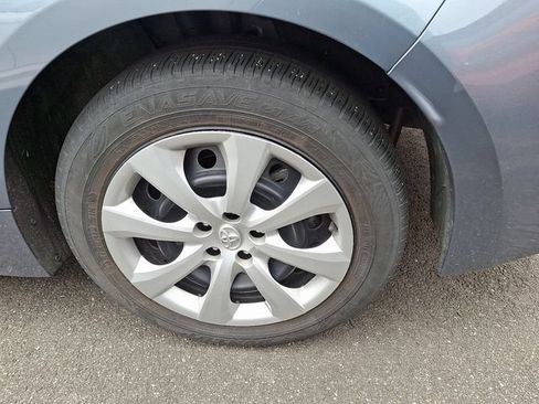Used 2024 Toyota Corolla LE FWD image 7