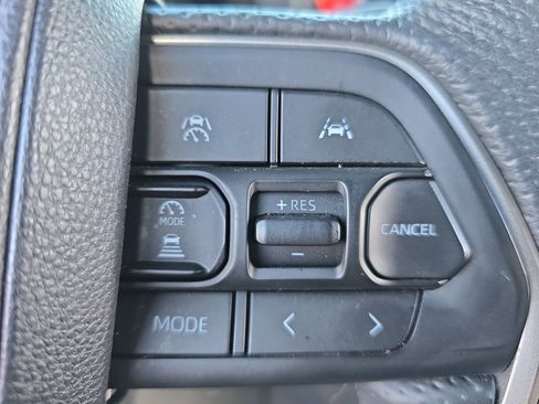 Certified 2024 Toyota Tacoma TRD Sport image 19