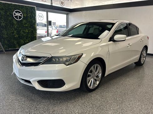 Used 2016 Acura ILX FWD image 3