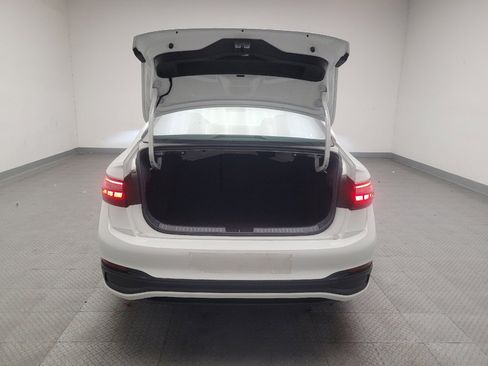Used 2022 Volkswagen Jetta S image 29