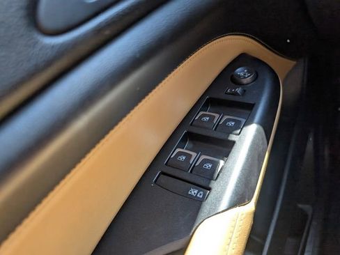 Used 2016 Cadillac SRX Luxury image 40