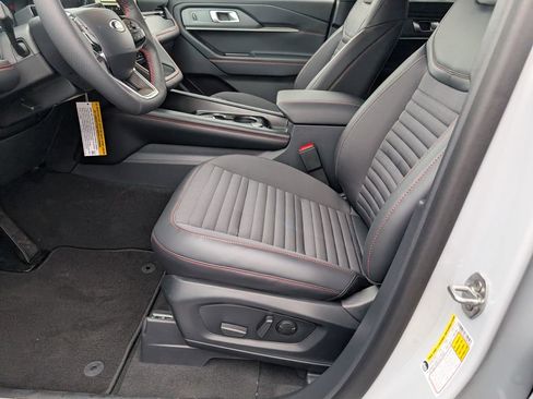 New 2026 Ford Explorer ST-Line image 10