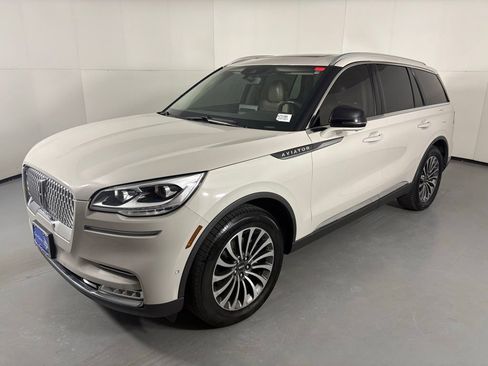 Used 2020 Lincoln Aviator Reserve w/ Equipment Group 201A AWD/4WD image 4