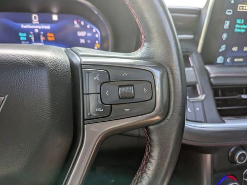 Used 2022 Chevrolet Suburban RST w/ Luxury Package RWD image 32