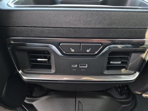 New 2026 GMC Sierra 3500 Denali Ultimate AWD/4WD image 14