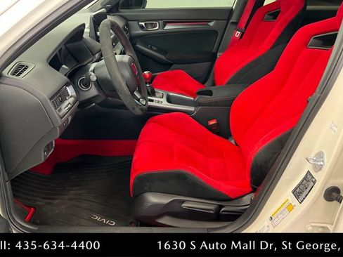 Used 2025 Honda Civic Type R image 17