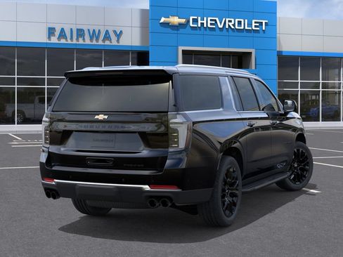 New 2026 Chevrolet Suburban Premier AWD/4WD image 4