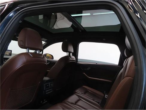 Used 2018 Audi Q7 3.0T Premium Plus w/ Premium Plus Package image 19