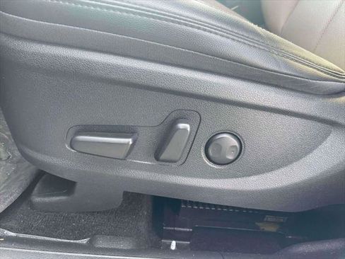 Used 2023 Hyundai Santa Fe SEL Premium image 17